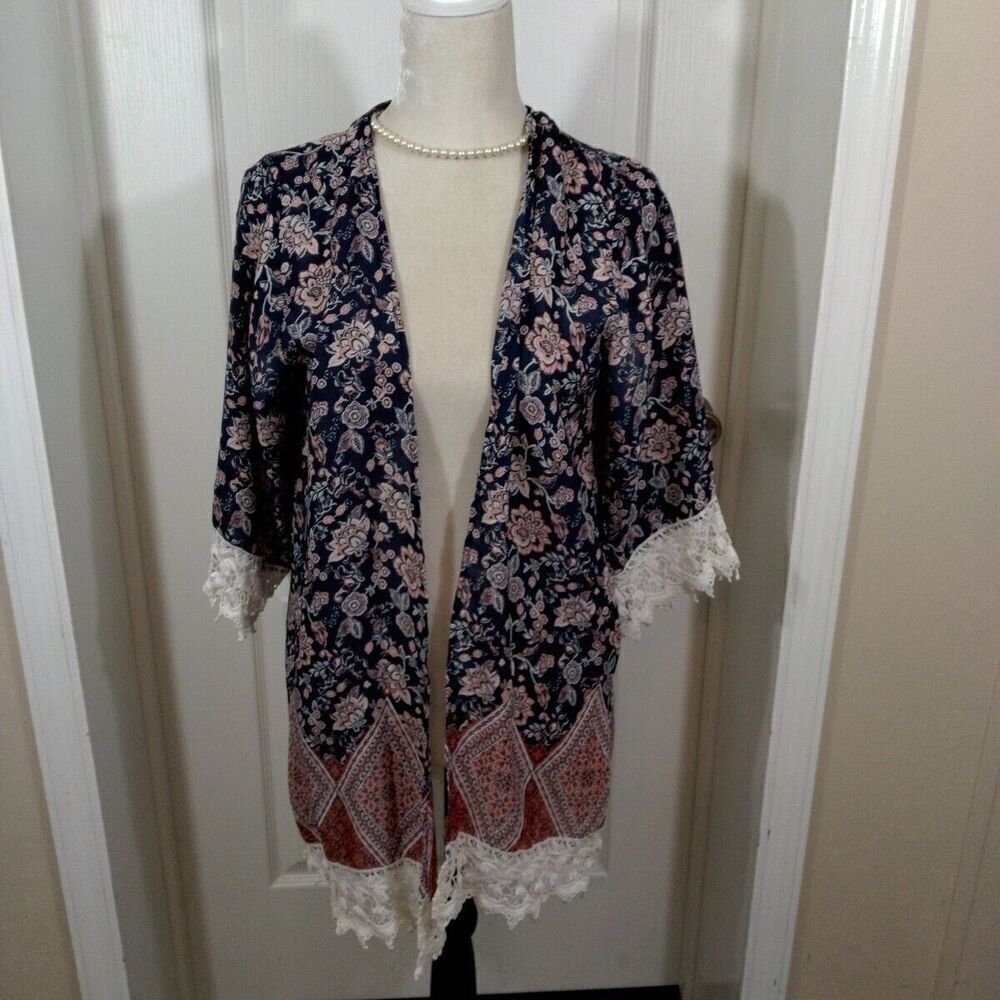 Gypsies & Moondust Womens Size Med Kimono Navy Blue Floral 3/4 Lace Sleeve - Picture 7 of 9